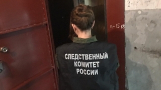 В Энгельсе сын нашел в квартире бездыханное тело матери