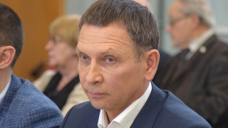 Член ОП: "Нужно срочно перевести на удаленку школы и вузы"