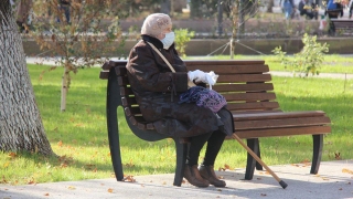 Коронавирус. Саратовцам старше 65 лет вновь продлили режим самоизоляции