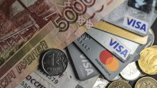 Объем кредитов россиян превысил 19 трлн рублей