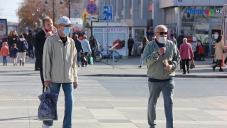Пандемия. Четверть участников сетевого опроса не носят маски