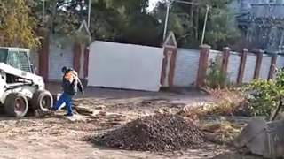 Строительство коллектора в саратовском поселке. Оценки жителей и позиция "КВС"