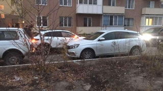 В Заводском районе иномарка сбила 8-летнего мальчика во дворе дома