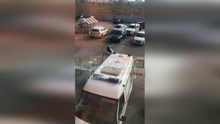 Видео погрузки стройматериалов в саратовскую "скорую" оказалось вирусным