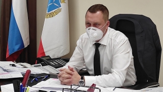Роман Бусаргин призвал коллег ускориться с освоением дорожных миллиардов