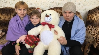 Власти Вольска не станут "душить долгом" одинокую маму с ребенком