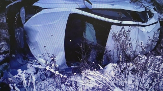 Водитель опрокинул "Lada XRAY" в овраг и оказался в больнице