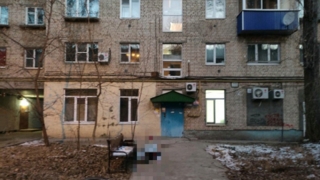 Следователи выясняют обстоятельства гибели мужчины на улице
