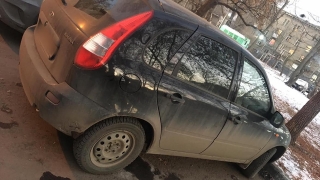 За долги по кредиту у саратовца арестовали "Калину"