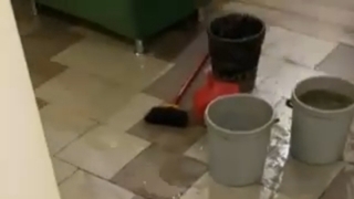 На Московской затопило кафе "Старый патефон"
