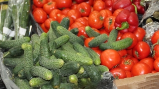Саратовстат: перед Новым годом выросли цены на овощи и мясо