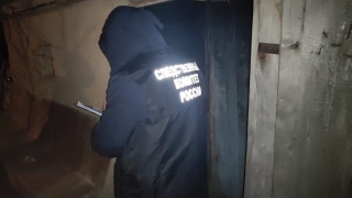 В бане найден труп мужчины с кровоподтеками на лице