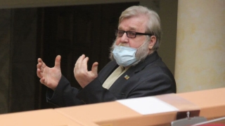Гордума удовлетворила желание Малетина и Ванцова уйти в ОП