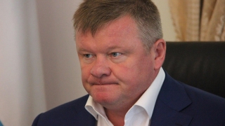 Представление мэру. Почти 200 единиц техники простаивают в снегопад