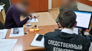 Житель Саратова пытался перерезать горло мужчине