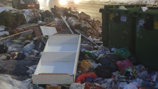 В центре Саратова образовалась стихийная свалка