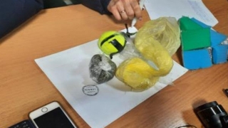 Саратовец пытался перебросить в ИК телефоны, "симки" и наркотики