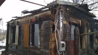 На пепелище найдено тело погибшего. Его личность устанавливается