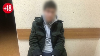 В Энгельсе насильник напал на женщину в подъезде. Его нашли