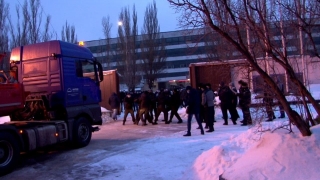 Кризис на РМК. Приставы, полиция и ГИБДД помогли прорвать блокаду предприятия