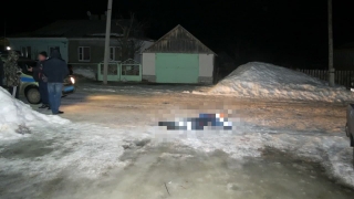 В саратовском селе ночью на улице нашли мертвого мужчину