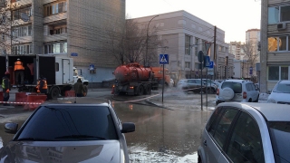 Жители восьми улиц в центре Саратова остались без отопления