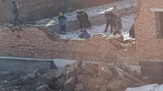 В Солнечном-2 "демонтируют" стены строящейся школы