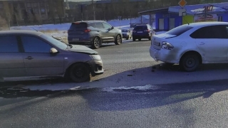 На Московском шоссе пострадала водитель "Фольксвагена"