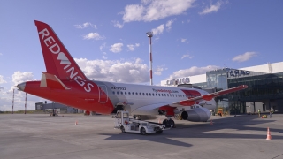 Red Wings открывает рейсы из "Гагарина" в Симферополь и Анапу