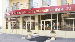 Мама кандидата в мировые судьи работает судьей Двенадцатого арбитража