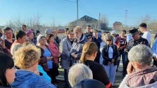 Пожар в Озинках. Объявлен режим ЧС, доступ жильцов в дом ограничен