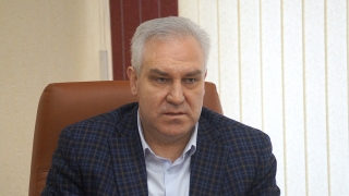 Рассерженные работники МУП призвали вице-спикера думы найти средства на зарплаты