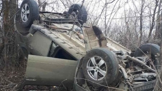 Водитель "Дастера" съехала в кювет и попала в больницу