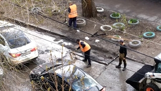 Асфальт в лужу. Саратовец предлагает "сажать" за некачественный ремонт дорог