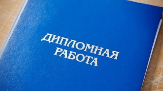 Экс-доцент саратовского вуза обещала "защиту" студентам за 100 тысяч рублей