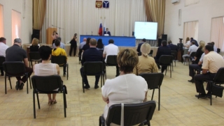 Новый Саратов. Трансляция слушаний прервалась во время выступления коммуниста