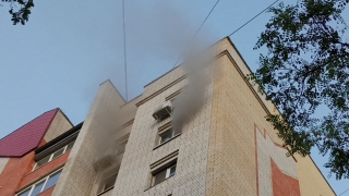 Жителей дома на Радищева эвакуировали из-за пожара на восьмом этаже