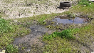 Жители Елшанки три недели не могут добиться возвращения воды