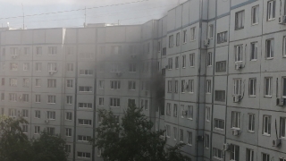 В Балакове горит балкон в девятиэтажном доме