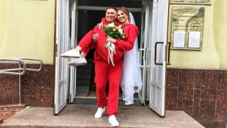 Свадебный бум. В первую субботу лета поженились 220 пар саратовцев