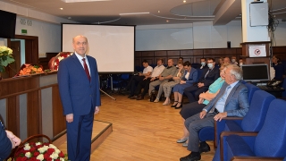 Саратовский облсуд проводил Федора Телегина в почетную отставку