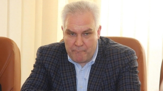 Коллеги Алексея Антонова снова публично уличили его в некомпетентности