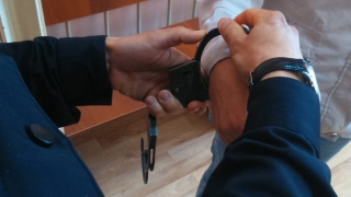Сочинские полицейские задержали мошенника в Саратовской области