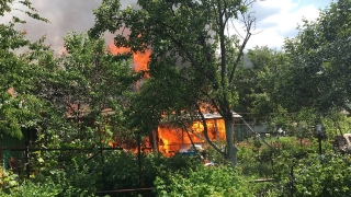 На даче под Саратовом при взрыве газового баллона пострадал пожарный