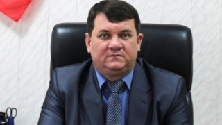 Глава района "по техническим причинам" отменил покупку авто за 2 млн рублей