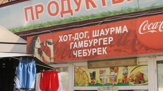 Договоры на размещение ларьков автоматически продлят "примерным" предпринимателям