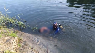 Спасатели достали из Хопра тело утопленника