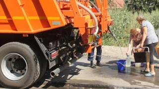 Массовое отключение воды в Саратове. Названы адреса подвоза