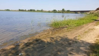 Из реки Тарлык достали тело 54-летнего мужчины
