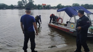 На Волге у энгельсского берега утонул молодой мужчина